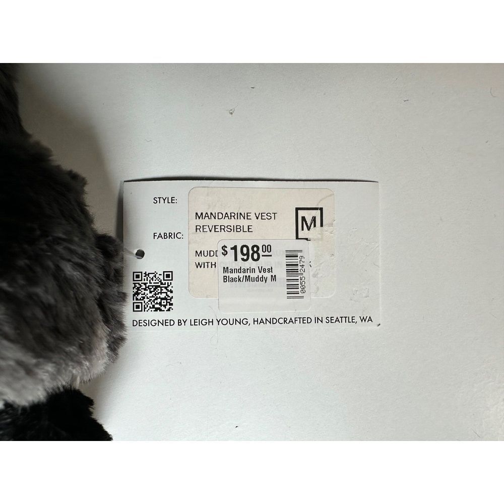 Pandemonium Mandarine Faux Fur Reversible Gray & Black Vest Womens Small USA‎ - Picture 8 of 8